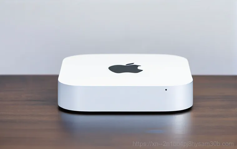 염창동 맥미니 판매 및 수리 - **Image Prompt 2: Mac mini SSD and RAM Upgrade**
    "A bright, dynamic shot of a user upgrading the...