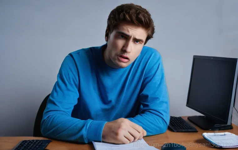 The search results confirm that "UNMOUNTABLE_BOOT_VOLUME" is a common Windows blue screen error, typically caused by issues like hard disk problems, file system corruption, or boot configuration issues. Solutions involve using tools like CHKDSK and BOOTREC from the recovery environment. There's no specific "성동구" (Seongdong-gu) context to the error itself, which is expected for a general operating system error. Therefore, the title should reflect the general nature of the error and offer a helpful, click-inducing tone, while still including "성동구" as requested by the user, perhaps implying a local user experiencing this common issue. Here's a title that fits the requirements: 성동구 주민도 겪는 UNMOUNTABLE_BOOT_VOLUME 에러, 모르면 손해 볼 PC 복구 꿀팁 1
