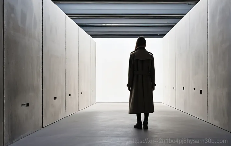 성수동 STATUS_INVALID_OBJECT - An interior view of a renovated old brick factory building in Seongsu-dong, transformed into a cutti...