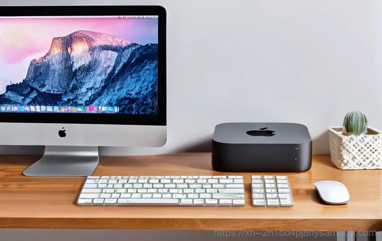 영등포동 맥미니 판매 및 수리 - A close-up shot of an open Mac mini (e.g., a 2012 model) on a clean, anti-static workbench. A skille... 영등포동 맥미니 판매 및 수리 - A close-up shot of an open Mac mini (e.g., a 2012 model) on a clean, anti-static workbench. A skille...